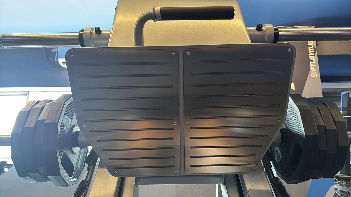 punlegend's tweet photo. Genuine question, klen kalo leg press masing2 50kg dicatetnya 50kg apa 100kg di hevy? https://t.co/Zr53fr7g8O