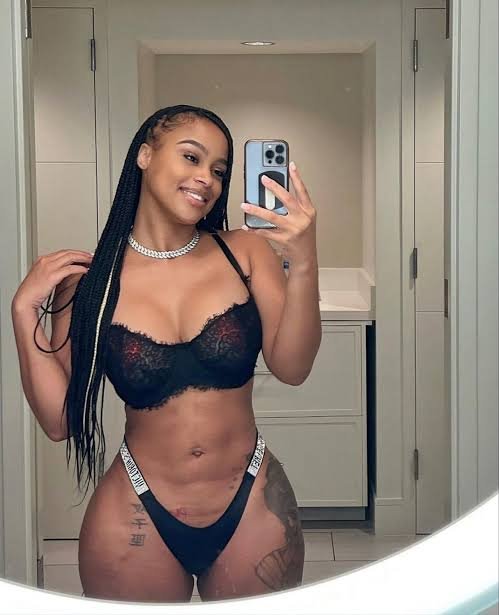 kiyomileslie9a's tweet photo. Don't say anything about my body just admire https://t.co/boAwzP8IqK