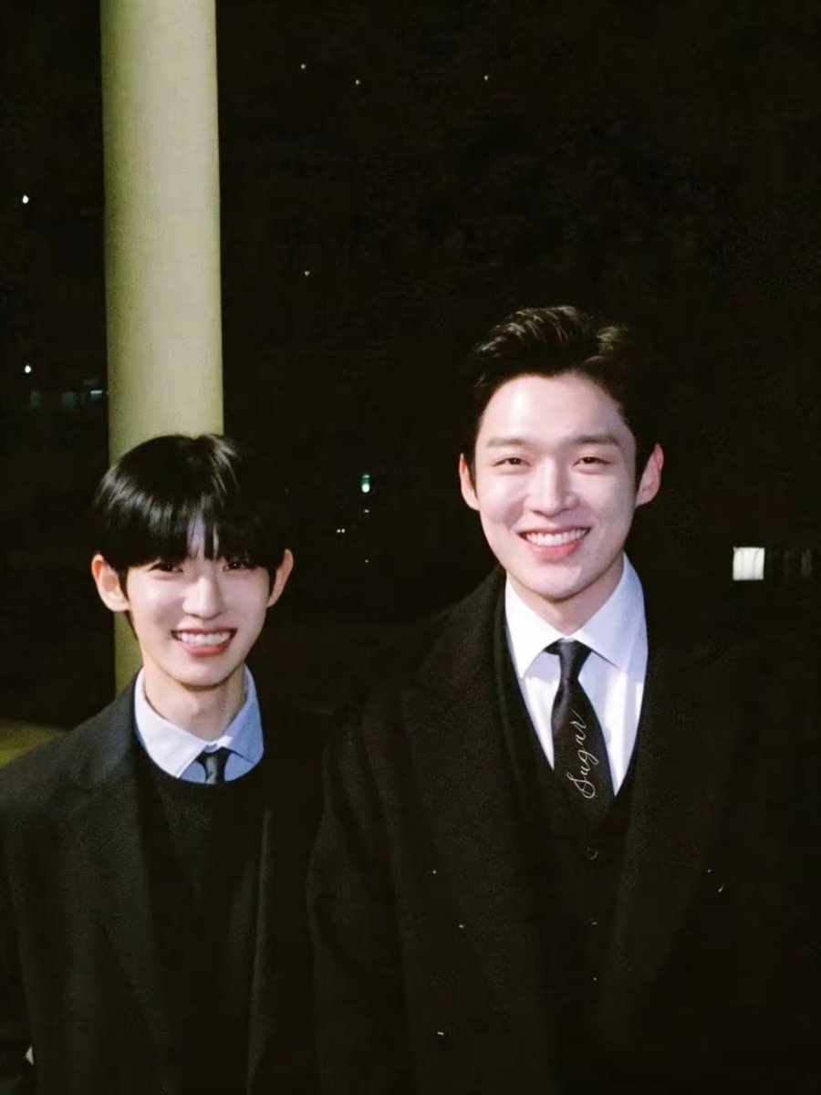 Juliaro37d's tweet photo. Thanks to the wonderful acting of parksiwoo and kimyoonsik, this drama shines brightly. On this 100-day anniversary, our love never fades.

#검제와_함께한_100일
#100DayswithTPP https://t.co/7SeM6ZlVPO