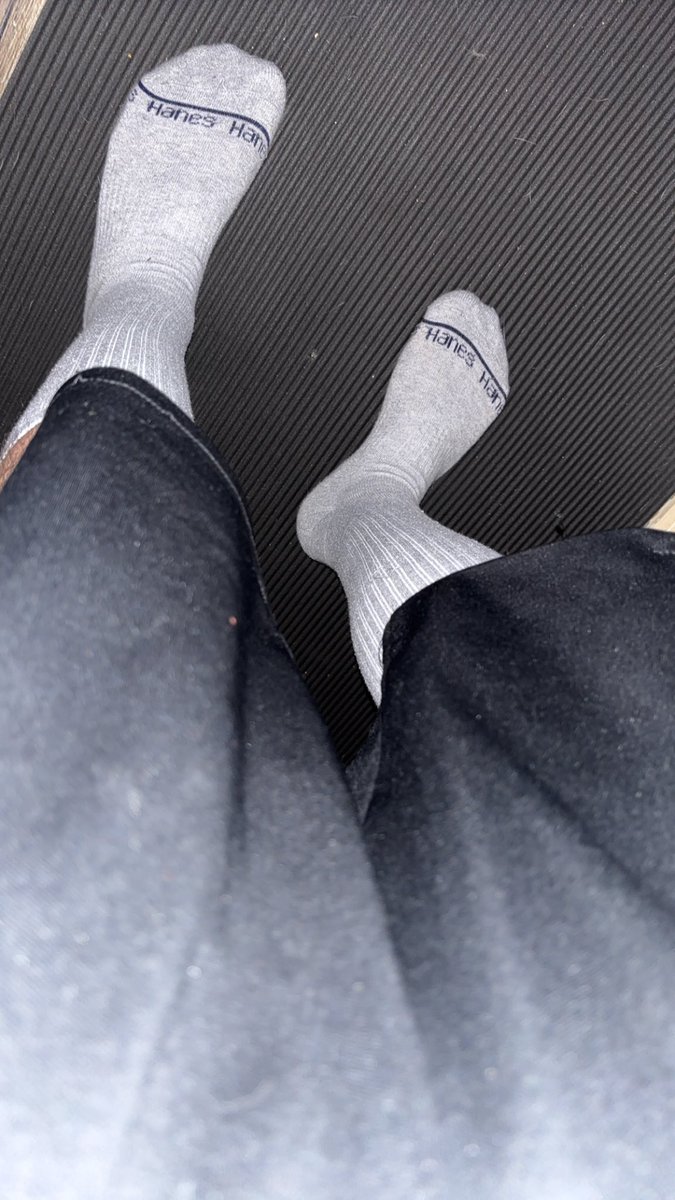 gonzfdr's tweet photo. #virałpost #gay #fypシ゚ #feet https://t.co/3mS2k2pl7x