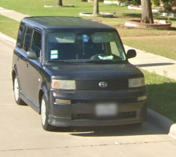 PlumbNick's tweet photo. Well look at this… the same car is parked in front two of the stash houses that are .4 miles away from each other and in different neighborhoods. 

@desitechsuppoat What do you think the odds of this being a random occurrence are? https://t.co/U6IMC9GyUo