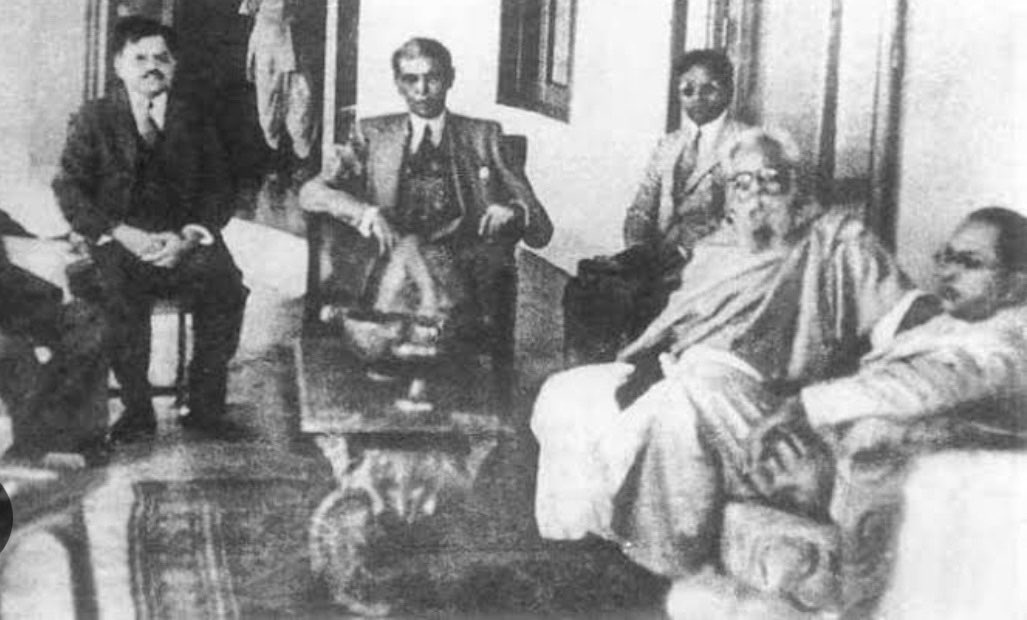 ReformMov_India's tweet photo. January 1940, Jinnah, Periyar, and Ambedkar met in Bombay to discuss dividing India into three parts, as if it were their father’s land: Pakistan for Muslims, Dravidistan for South Indians, and Buddhistan for Dalits.

Source- The Hindu Archives https://t.co/kvH39wzjpY