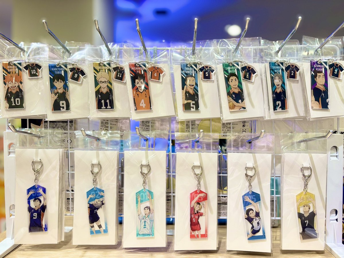 TeS_OSAKA's tweet photo. 【#ハイキュー!!】
 
／
入荷商品のご案内
＼
 
「ハイキュー!! セッター&amp;背番号ビジュアル」のグッズがTeSに入荷しております🏐✨
 
近くにお立ち寄りの際はぜひTeSにお越しください💁🏻‍♀️❣️

#TeS #NU茶屋町 #hq_anime https://t.co/ZDrL7AfuC0