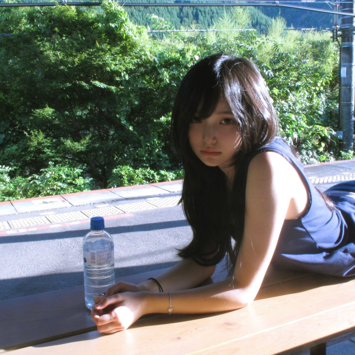 roo_chiruchiru's tweet photo. take me closer to the stream https://t.co/Tn5J3NxHfW