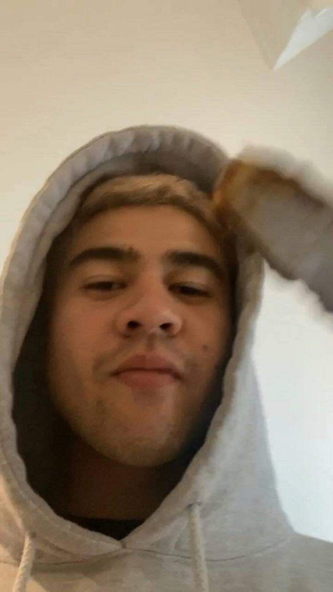 noctstral's tweet photo. happy boyfriend day 2 my husband calum. everyone give us privacy for our day ❤️❤️❤️❤️❤️ https://t.co/yB5Ud5XOTs