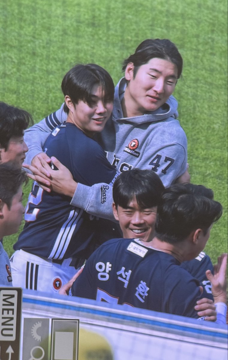 dustymound's tweet photo. 빈이가 순이를 와이리 죠와해

#두산베어스 #박준순 #곽빈
20261003 대구 https://t.co/skTDBQpFaP