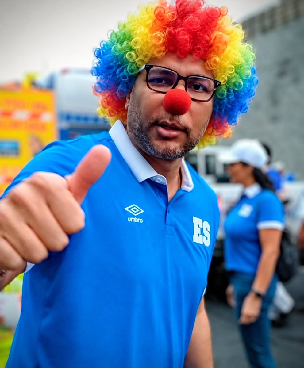 elalbo1983's tweet photo. Duerman tranquilos que el fútbol Salvadoreño va por buen camino https://t.co/Qj7f9jEAGp