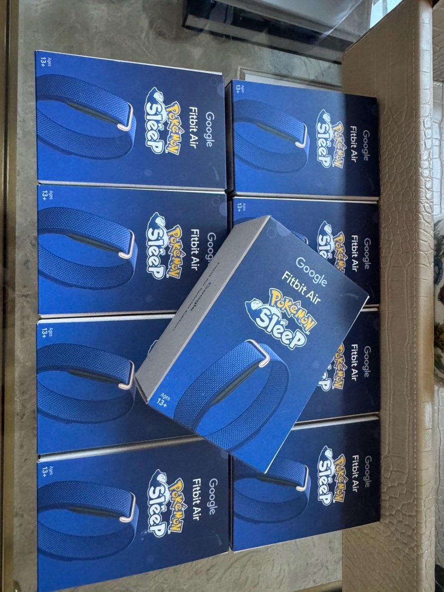 Giftsuzapataka's tweet photo. Google Fitbit Air ⌚️
นาฬิกาไร้หน้าจอสายสุขภาพ ตรวจจับการนอน การหลับลึก การออกกำลังกาย นำเข้าจากเมกา 🇺🇸

Obsidian สีดำ 4,390 บาท
fog สีเขียวมิ้นท์ 4,690 บาท
โปเกม่อน 5,400 บาท

กทม.แมสได้ค่ะ

#google #googlefitbit #นาฬิกา #สายสุขภาพ https://t.co/qdQXyDcWgo