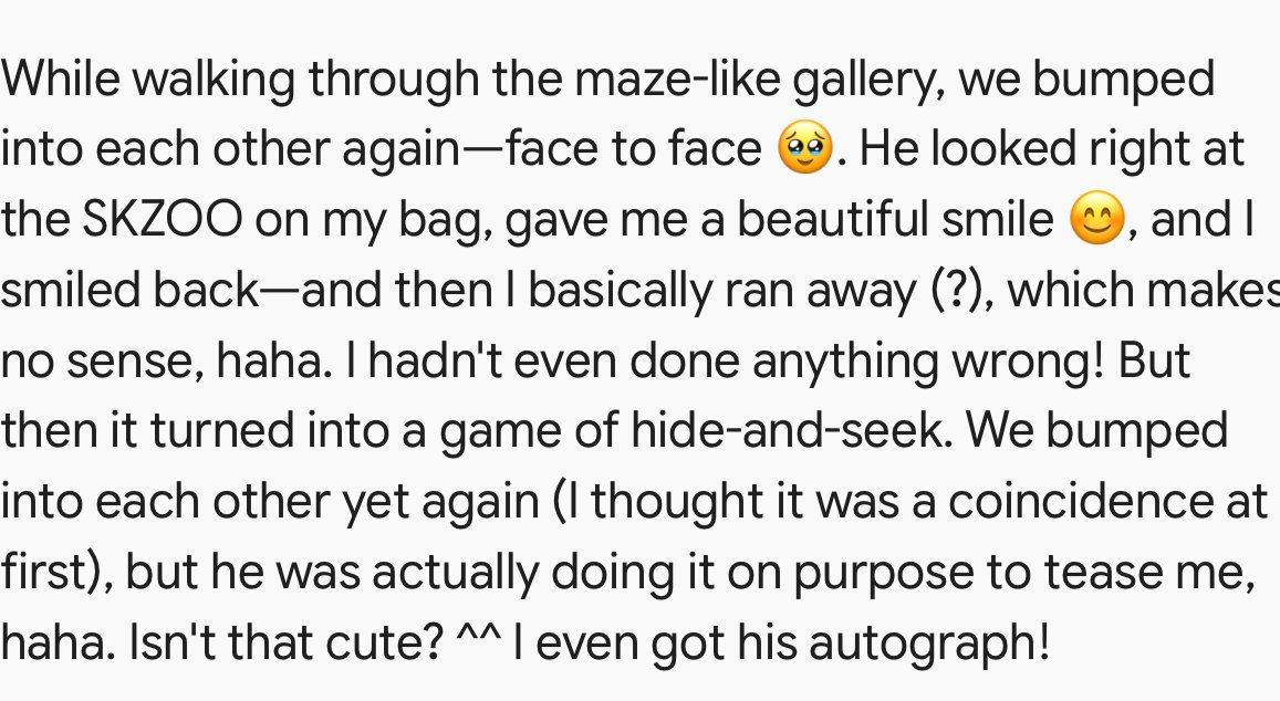 00203HHJ's tweet photo. hyunjin met a fan at the gallery 😭😭 https://t.co/RjIRVahJTN