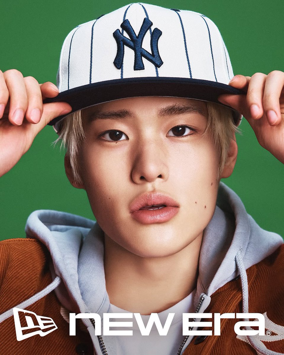 myheartgoneblue's tweet photo. เข้าใจ new era มาก ๆ ที่เลือกคนนี้มาเป็นเป็นพรีเซนเตอร์ให้กับแบรนด์ โซฮีเลือกของที่เหมาะและเข้ากับตัวเองเก่ง แบรนด์ก็เลือกคนที่พรีเซนต์สินค้าให้ตัวเอง เพราะน้องใช้แบรนด์นี้มาตั้งแต่ก่อนเดบิ้วอีก

#SOHEExNewEra #SOHEE #소희 https://t.co/wdrTSkjyQP