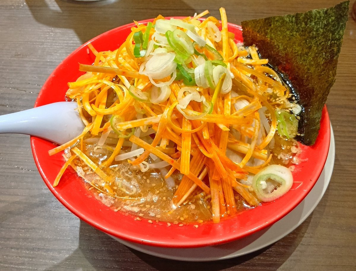 coronathefucker's tweet photo. いつぞやの旭川味噌󠄀ラーメンばんから武石IC店

辛ねぎ味噌ラーメン　
ねぎ豚飯ミニ

気温も下がって辛ねぎヒャッハー豚飯ヒャッハー初老ｩｩｩーーーーしょしょしょ初老ｩｩｩーーーー🎉🎉🏖️🌹🏖️🎉🎉最高ｩｩｩーーーーさささ最高ｩｩｩーーーー🏄🏾‍♂️🏄🏿‍♀️🧡🧡🧡🧡🧡🧡🧡🏄🏿‍♀️🏄🏾‍♂️
完飲一歩手前ｯｯｯｯｯｯｯ! https://t.co/G5k97UEA1X