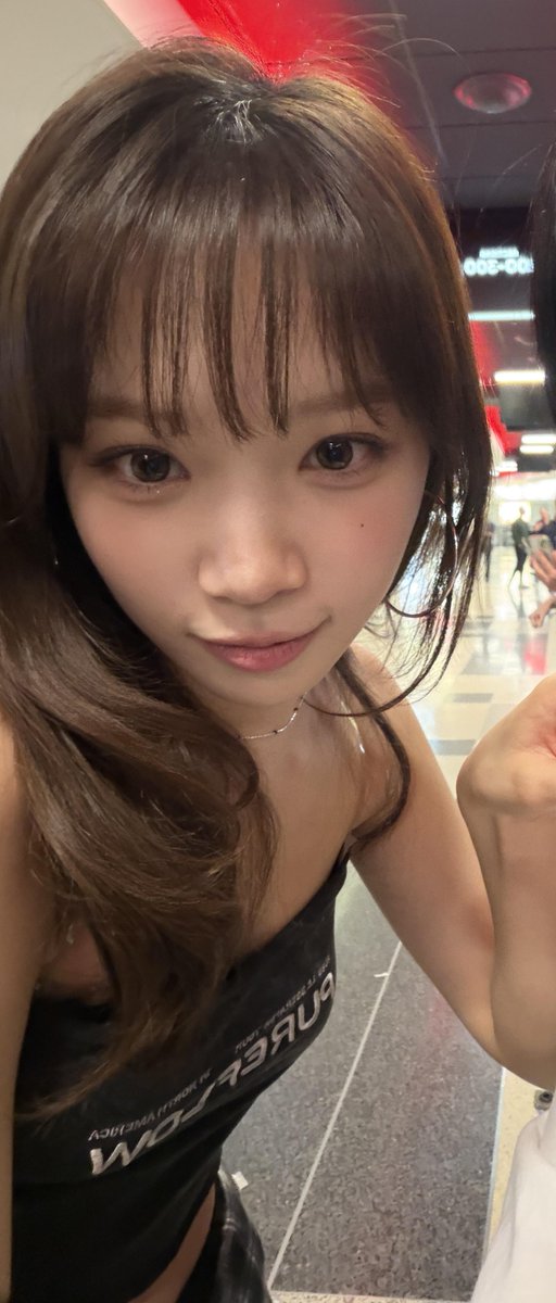 archivedkcw's tweet photo. 🥰🥰 https://t.co/iFx5xAWOz3