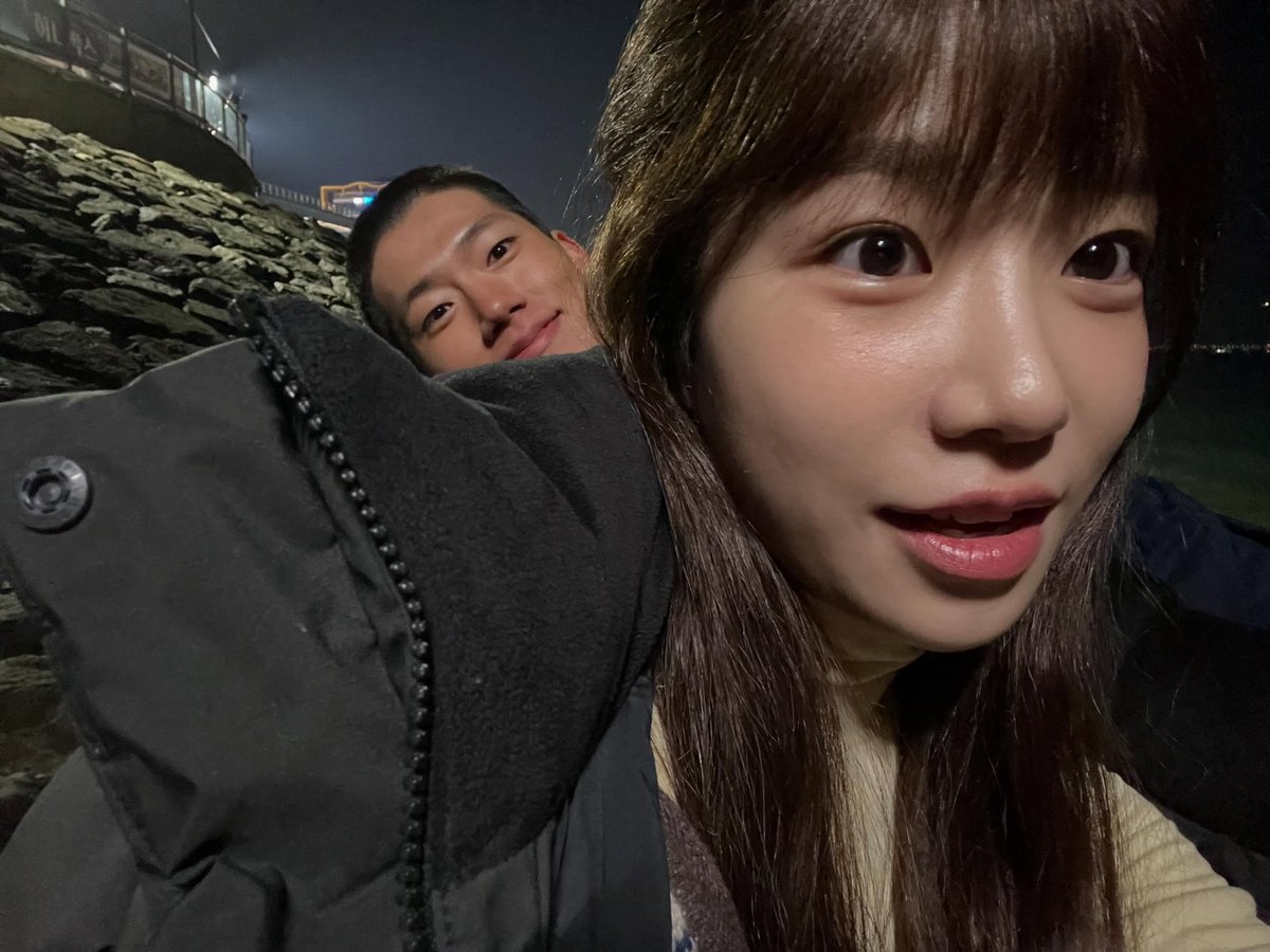 yull_520_'s tweet photo. 어린 호석 최민 님 인스타 어린 미옥 #조유리 https://t.co/Fss12wxKWI
