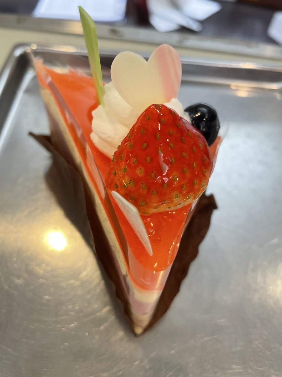susakzt's tweet photo. すみません🙇
こちらが　ブルーベリーナッツショコラ　です😋 https://t.co/us8TWE35zt