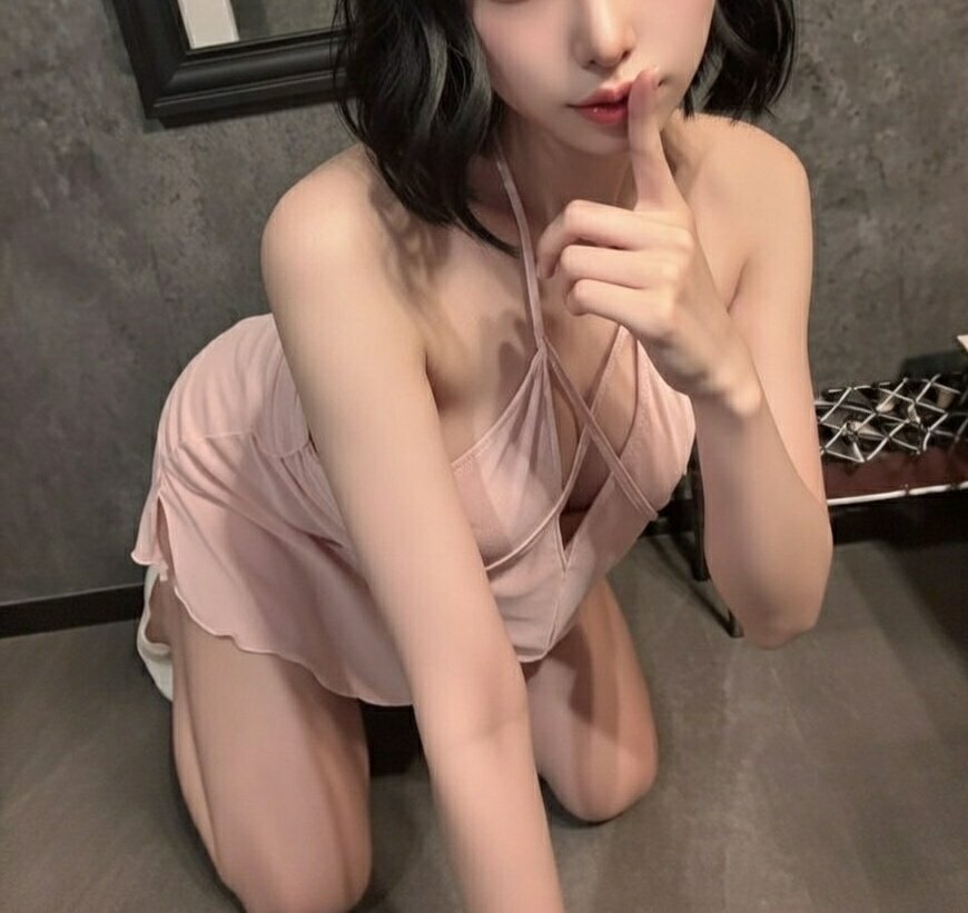 takakonari's tweet photo. 一度きりでいいので、ペタンコで遊んでもらえませんか…？ https://t.co/kQOoWSnd9e