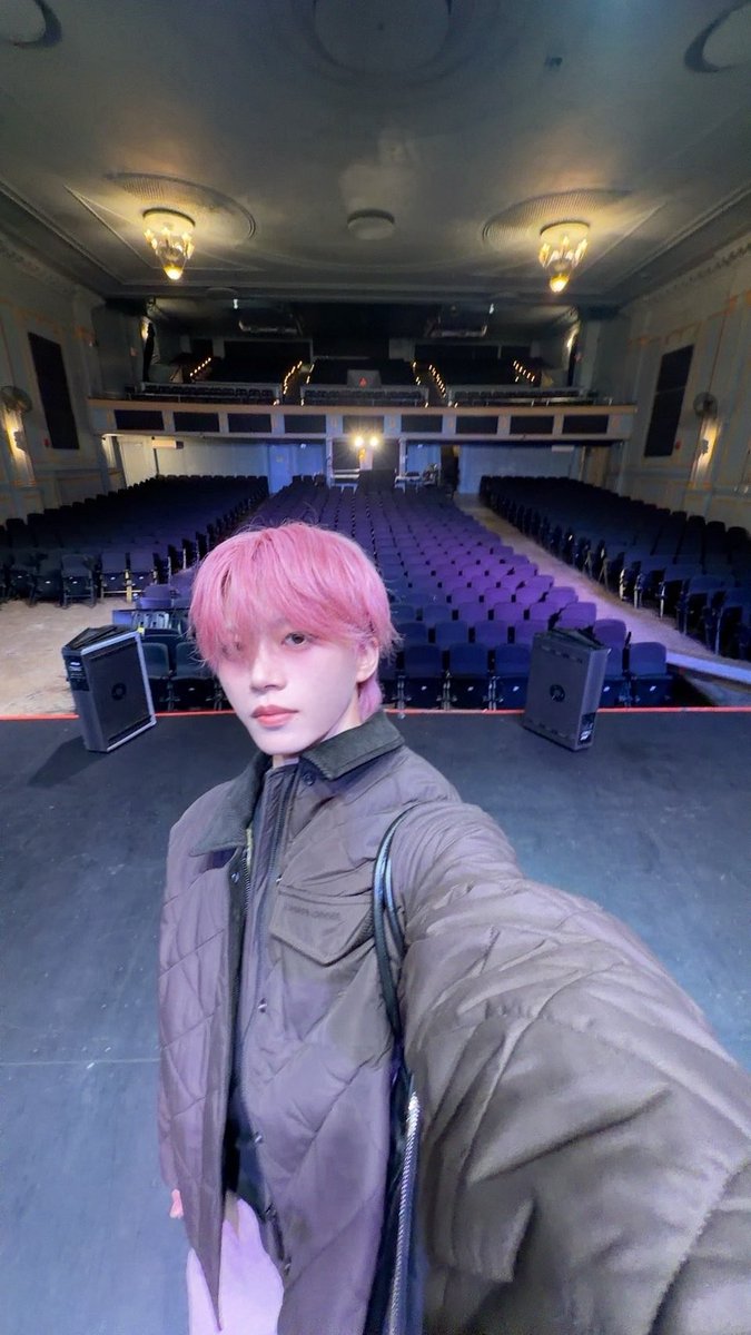 official_jo1's tweet photo. [#木全翔也]

USツアー初日ありがとうございました！！
トロント最高だった〜🇨🇦
また来るね〜！！

#JO1 #JO1_ANIMAL 
#SYOYA https://t.co/n2Xe0tTq12
