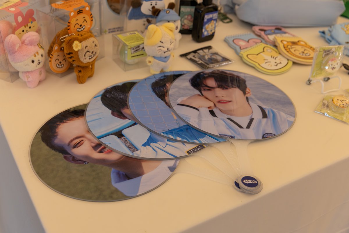 soneium's tweet photo. 🇰🇷 WAVIST Night, powered by Soneium, Dayonedream and @wavist_io with @Optimism as community partner during @kbwofficial was a huge success.

We wanted our community to truly feel the culture, so we made it a purely experiential day where people could dive straight into authentic K-pop experiences in Seoul. 🧵👇