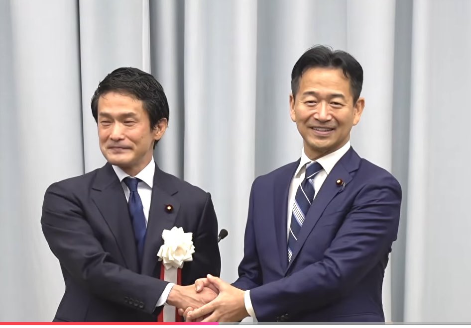 wing3_id's tweet photo. 公明党の新出発✊✊

岡本みつなり新代表
竹谷としこ代表代行
西田幹事長
中野ひろまさ政調会長

国民一人ひとりを置き去りにしない人間主義の政治、公明ユースの発足で若い世代の声を力に、地方議員さんの現場の声を結集していく！✨✨✨
明るくて力強くて希望あふれる出発の党大会でした。

民主改革・小川代表のアツい挨拶にもじーんときました。涙を我慢のオガジュンに、こちらがもらい泣き🥹

ますます力を合わせて、今の閉塞感を一緒に突破していきたいですね🙌🙌

今晩の岡本さんの金融ロードショーも楽しみだ！