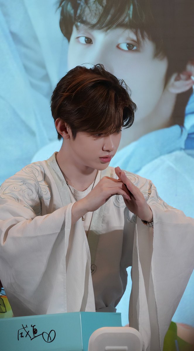 haoromantics's tweet photo. 참한 후궁 vs 발칙한 후궁 https://t.co/aMDFSGgTbJ