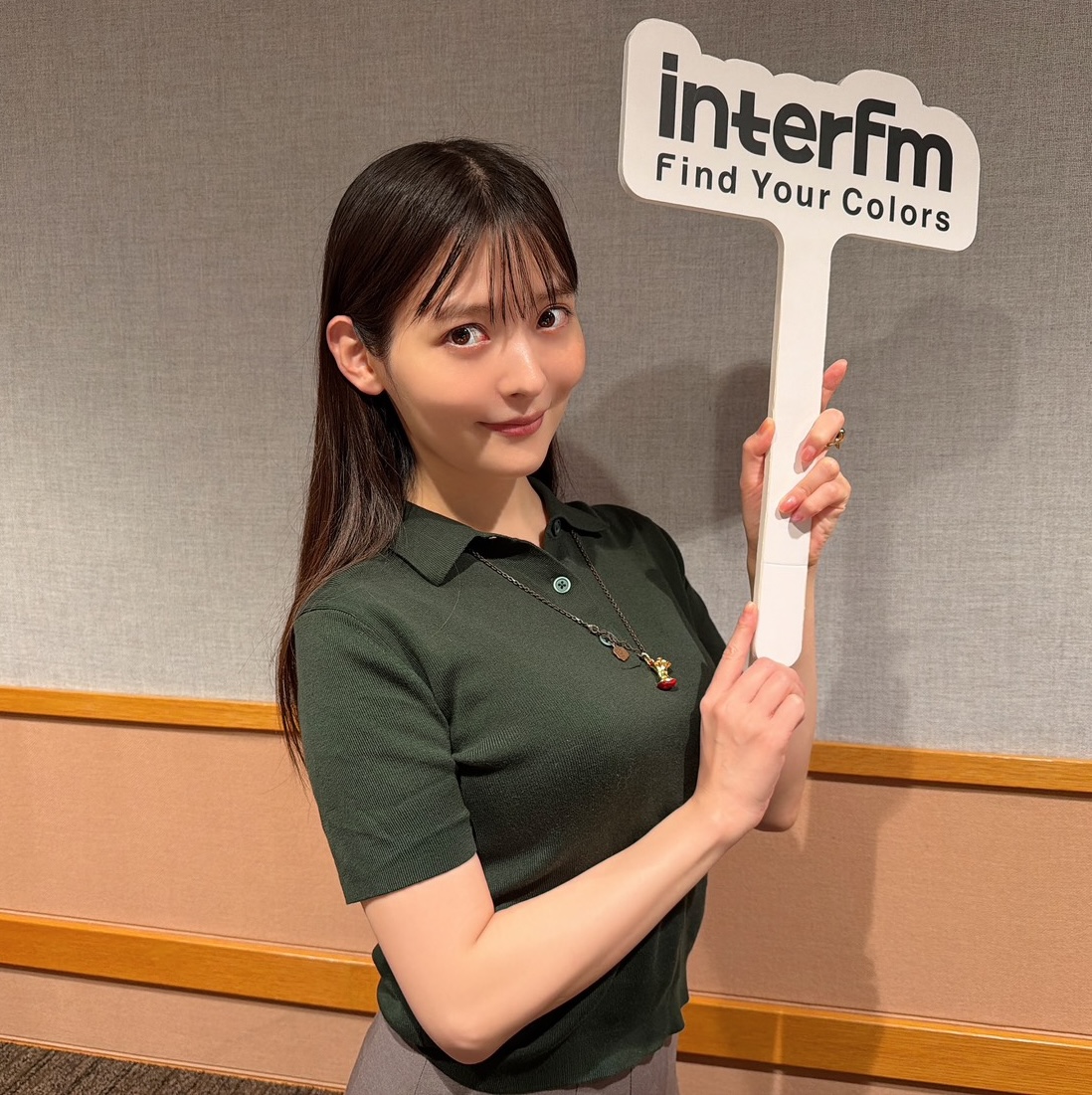 donaberadio's tweet photo. #上坂すみれ の土曜闇鍋劇場🥘

このあと深夜12時からOA📻

今週の #土ナベ は…
リスナーの皆さんからの
メッセージを沢山読んでいきます📨

番組へのお便りはこちら📮 
👉donabe@interfm.jp

#radiko はこちらから📻
https://t.co/ZgALZzm3x9

#interfm #すみぺ https://t.co/2QmPPD8UPh