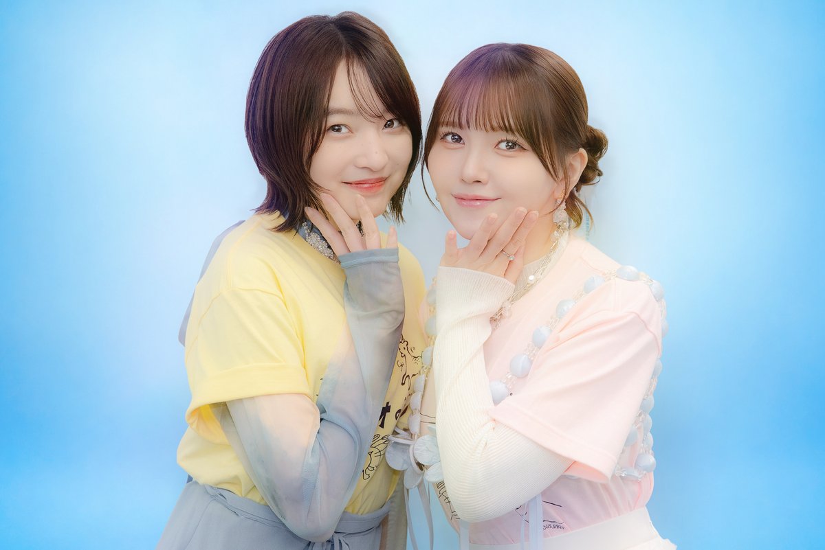 kuranosuke330's tweet photo. 【執筆＆撮影担当】『アオのハコ』Season2 上田麗奈×鬼頭明里、千夏と雛が抱える“好き”のその先へ

それぞれの思いがさらに動き出すSeason2。千夏と雛の心の変化や、二人が互いに抱く“羨ましさ”について伺いました。

▼記事はこちら
https://t.co/mizYQbXcY1

#アオのハコ
#上田麗奈 #鬼頭明里 https://t.co/8hKaYpKH62