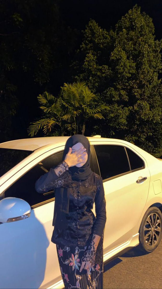 Grylssyhh's tweet photo. Apa cerita most DS acc kena face reveal ni? Orite tak orite ni🤥 https://t.co/rbBYN2Ubu7