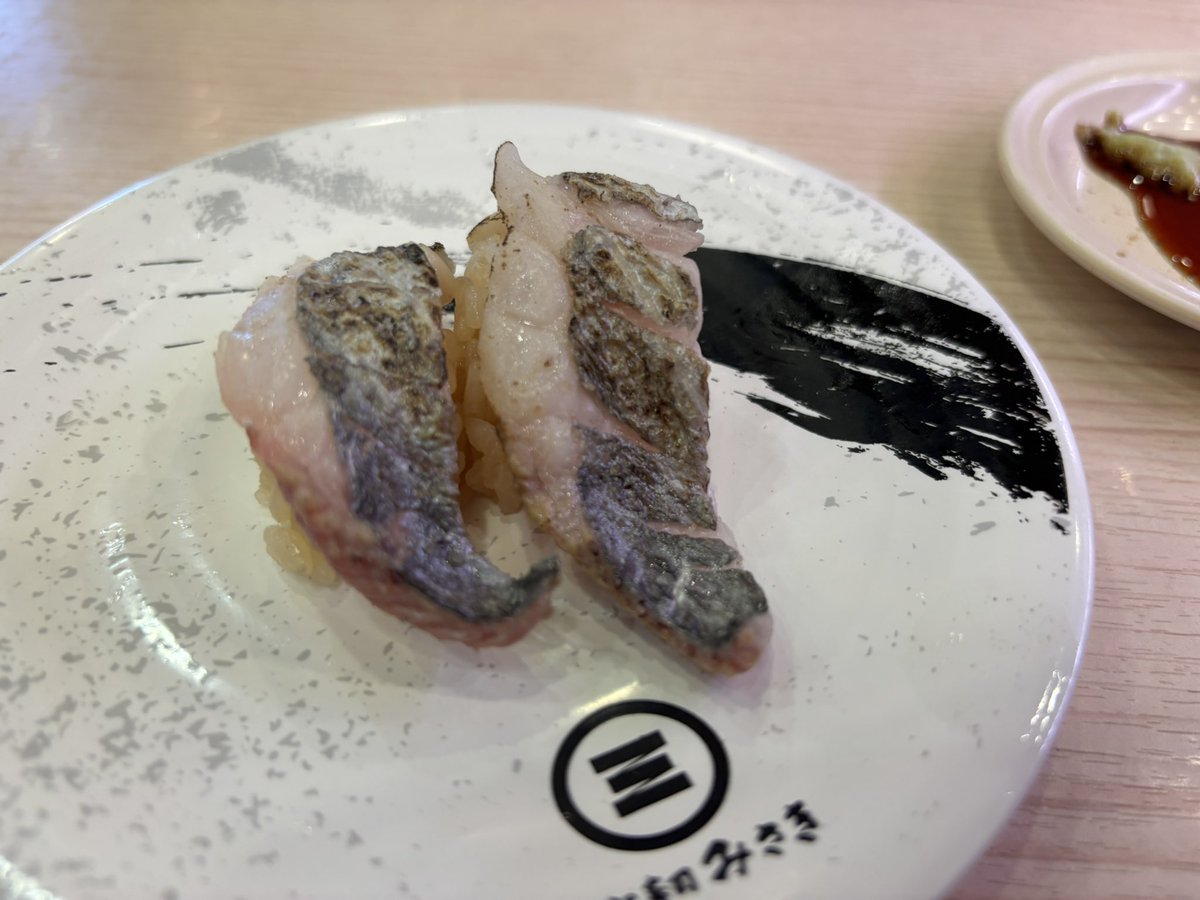 HappyShunon's tweet photo. 低糖質ダイエットになるのかしら
お昼は久しぶりにお寿司
#低糖質ダイエット #回転寿司みさき #お寿司ダイエット https://t.co/y4RmgdY4eK
