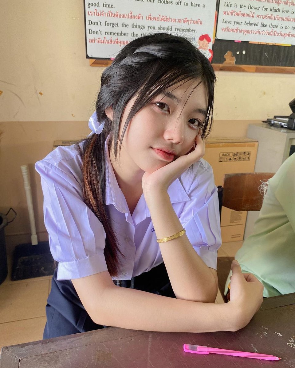 MeuEncantoLS1's tweet photo. ในเมื่อไม่ได้เป็นแฟน พอจะเป็นลูกค้ากันได้มั้ยอ่ะ🤪 https://t.co/Sv1zzpRyzL