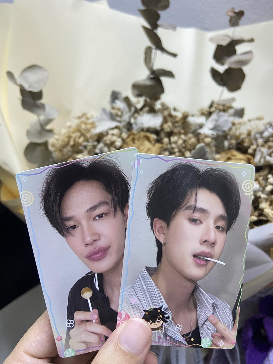 reallifeisfxxk's tweet photo. 🤎 เค้าได้บัตรตามที่หวังแน้ว 🩵

มาแจกการ์ดดิวธี รีทวิตได้เลยขอบคุณทุกคนที่ช่วยในวันนี้ครับ😭 

#DewTeeFancon 
#ดิวธี
#Dewtee https://t.co/JZiRuHTsJR