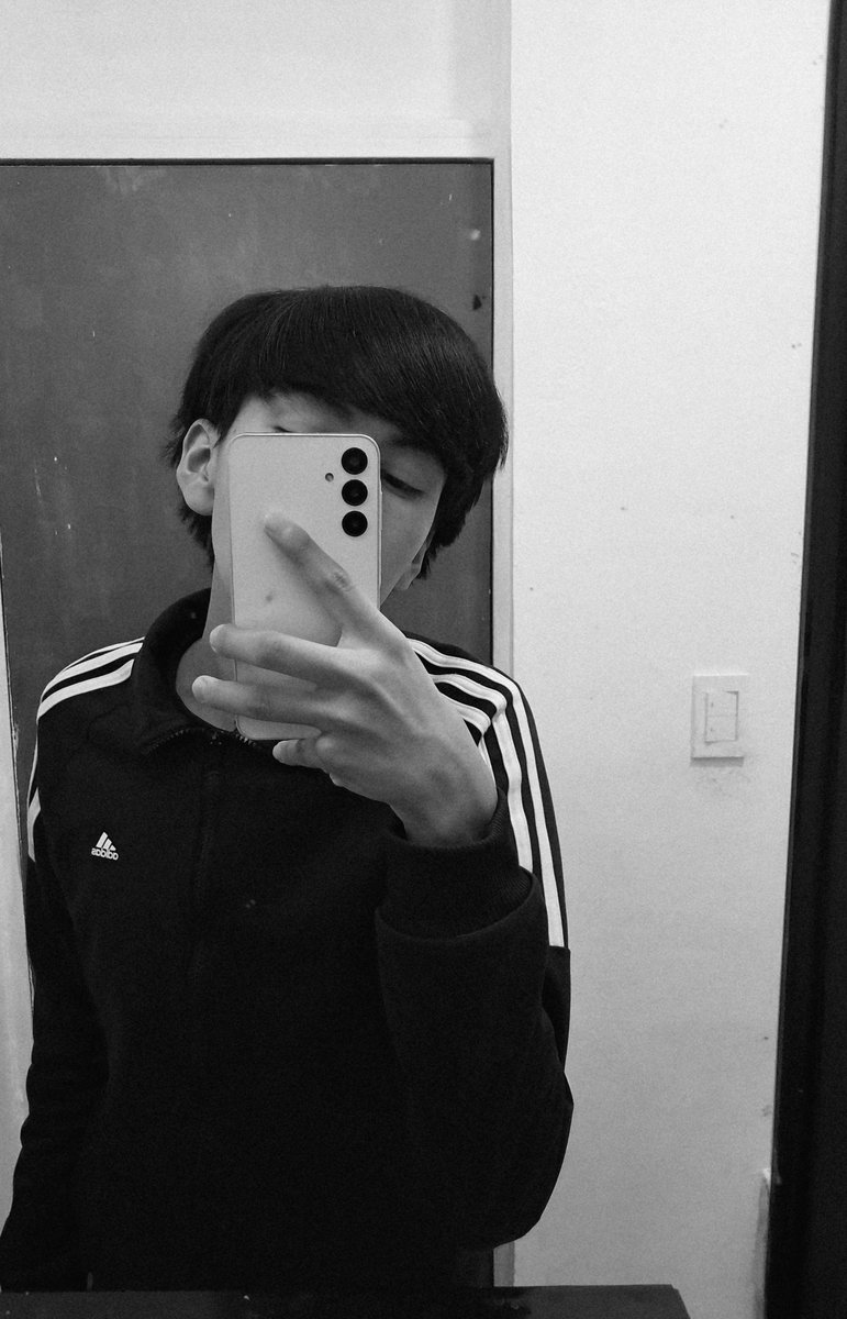 __001890's tweet photo. depositenme pal iphone🫪 https://t.co/Sz8cdeJhtV