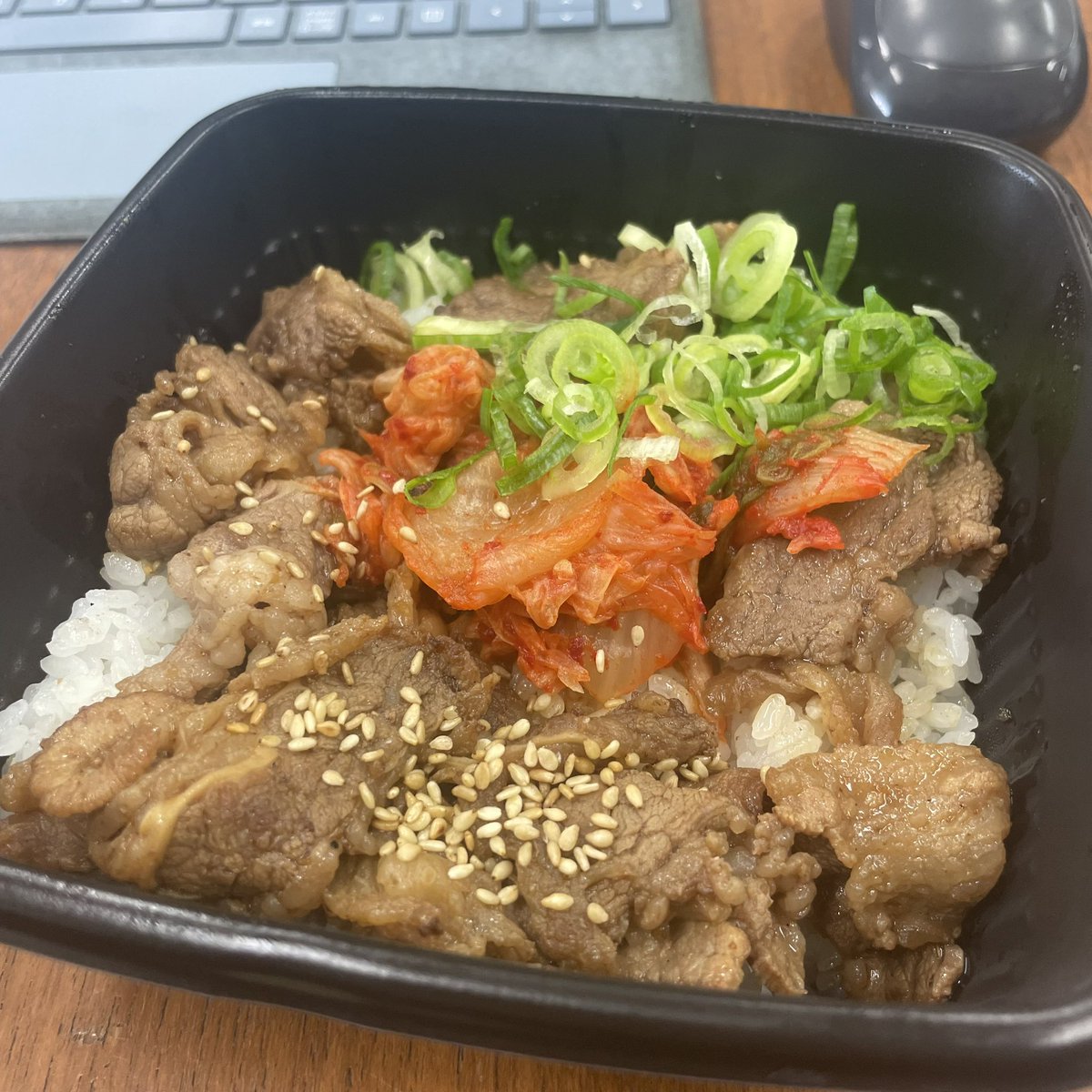 konaenaga's tweet photo. 東京競馬場ペッパーランチの新メニュー⁉︎
"勝負カルビ丼"が開幕ランチになりました https://t.co/c6KnnkXsUS
