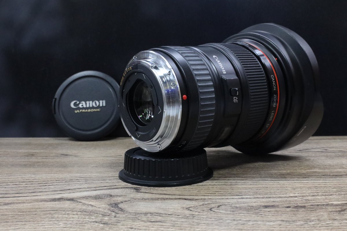 Hardoffcamera's tweet photo. EF 17-35mm 1:2.8Lが中古商品で入荷しました。

フィルム時代の広角大三元です。
ほとんどわからない薄クモリくらいの状態です！
#ハードオフ八王子大和田
#ハードオフ https://t.co/N7N1BQxPME