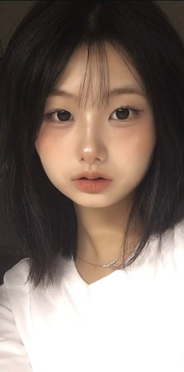 Cinderellanmdb's tweet photo. 10 김나율 https://t.co/2Hr9hMaM5R