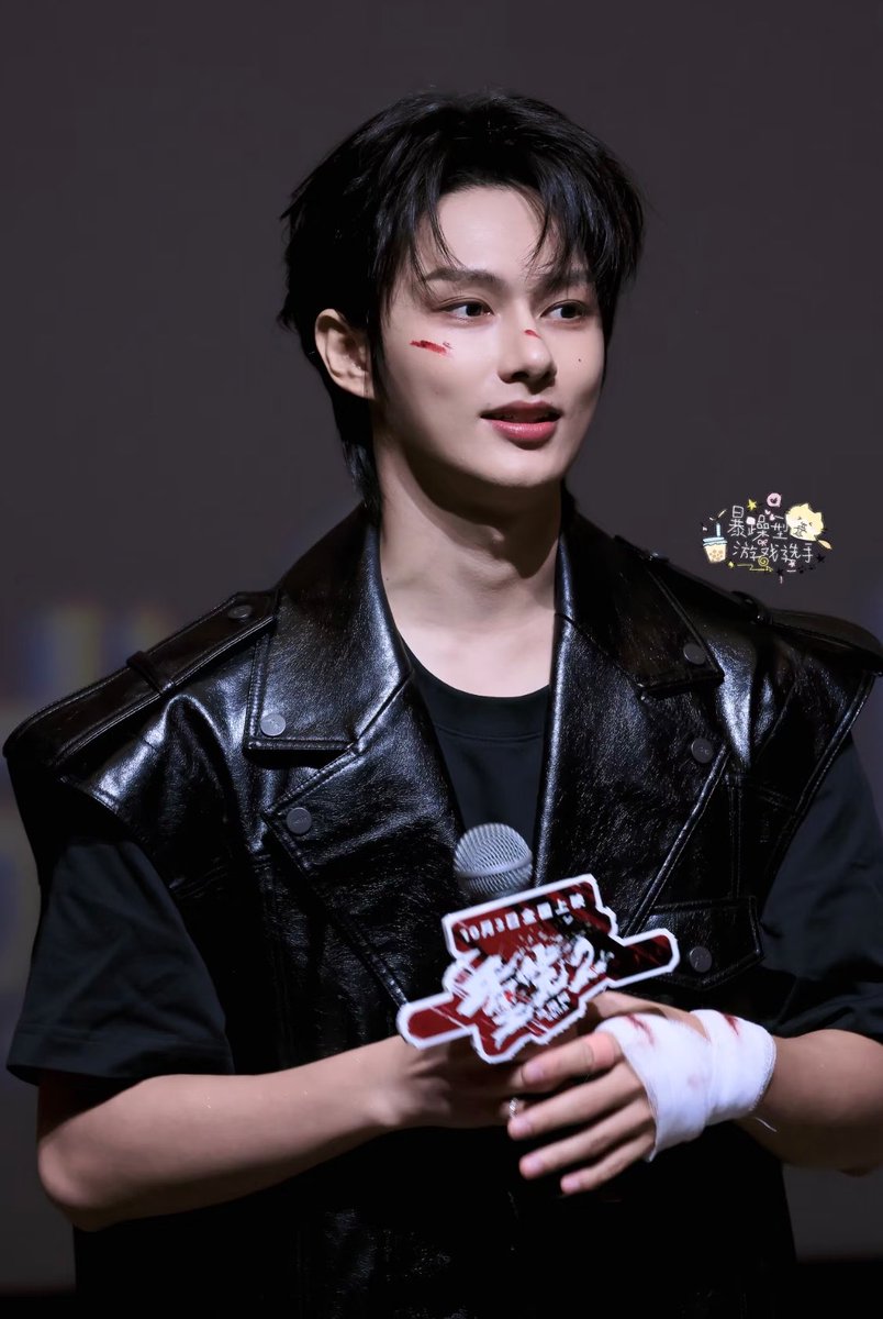 YasmeenOne's tweet photo. JUN TODAY OMFG!!!!! https://t.co/ASLCciaCaU