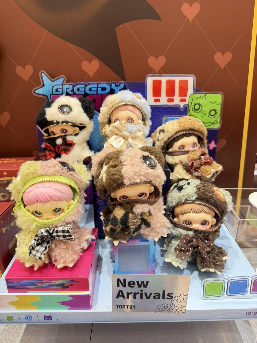 TOPTOYtakasaki's tweet photo. 【 在庫情報📦 】

大人気！！
Maymei  Greedy Bearシリーズ🧸✨

在庫残りわずかとなりました( ՞.  ̫ .՞)"
お悩みの方はお早めにお買い求めください！💨

 #TOPTOY  #イオンモール高崎  #maymei   #GREEDYBEAR https://t.co/qauRmF9Twu