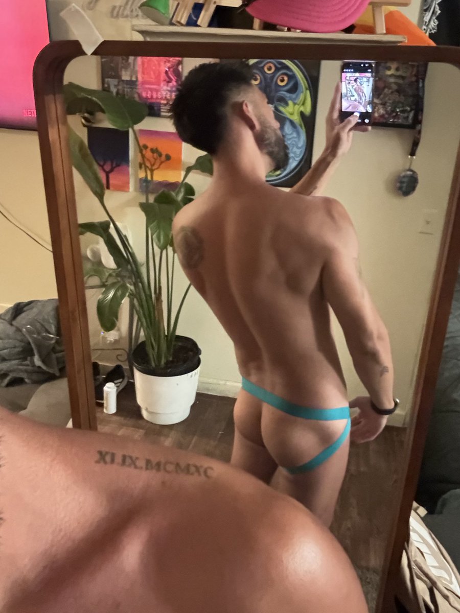 romeolasvegas's tweet photo. Night night https://t.co/xBAEJGfAoQ