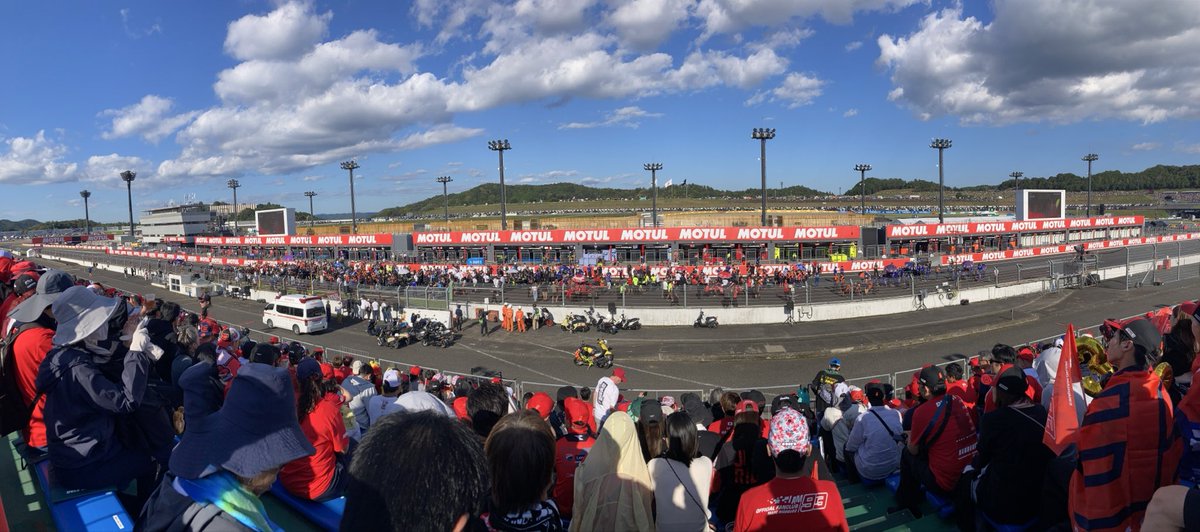 MotoTubeRider's tweet photo. スプリント始まります！
#MotoGP_jp https://t.co/micBBCDHuj