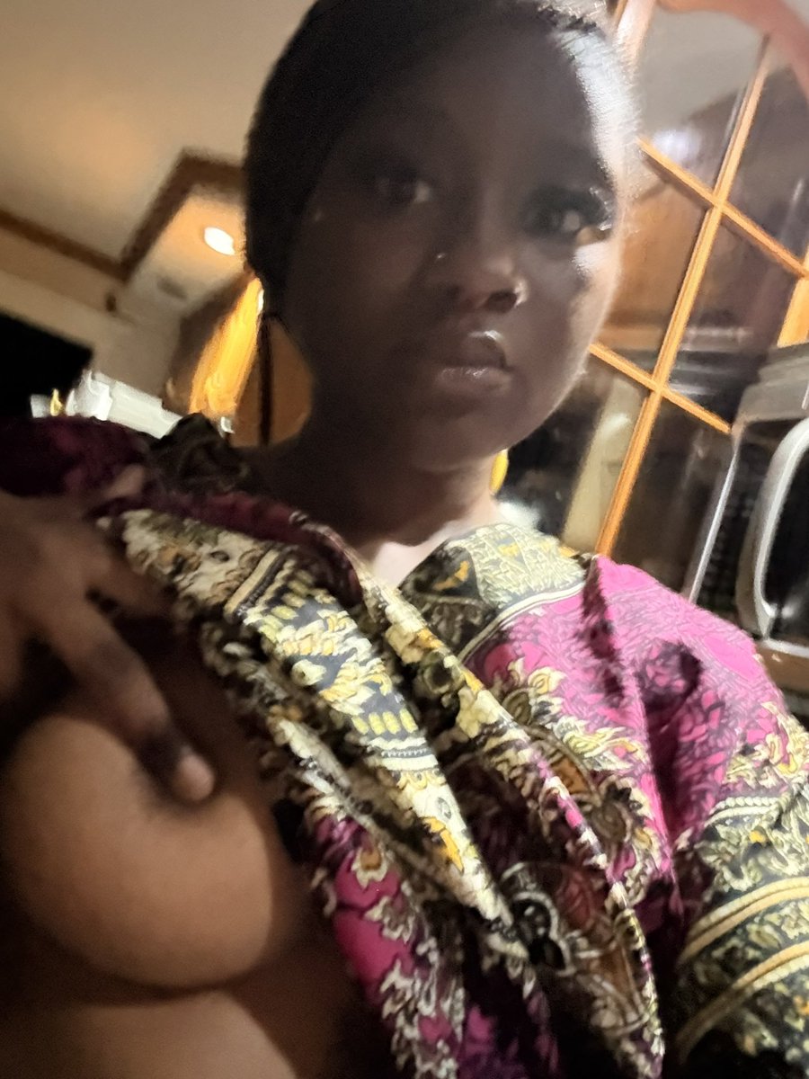 makingyoubuss's tweet photo. Dm
Me for 2 free pics 👄#dm #horny #pytteen #pyt #tittys https://t.co/zEDKUoeGBf