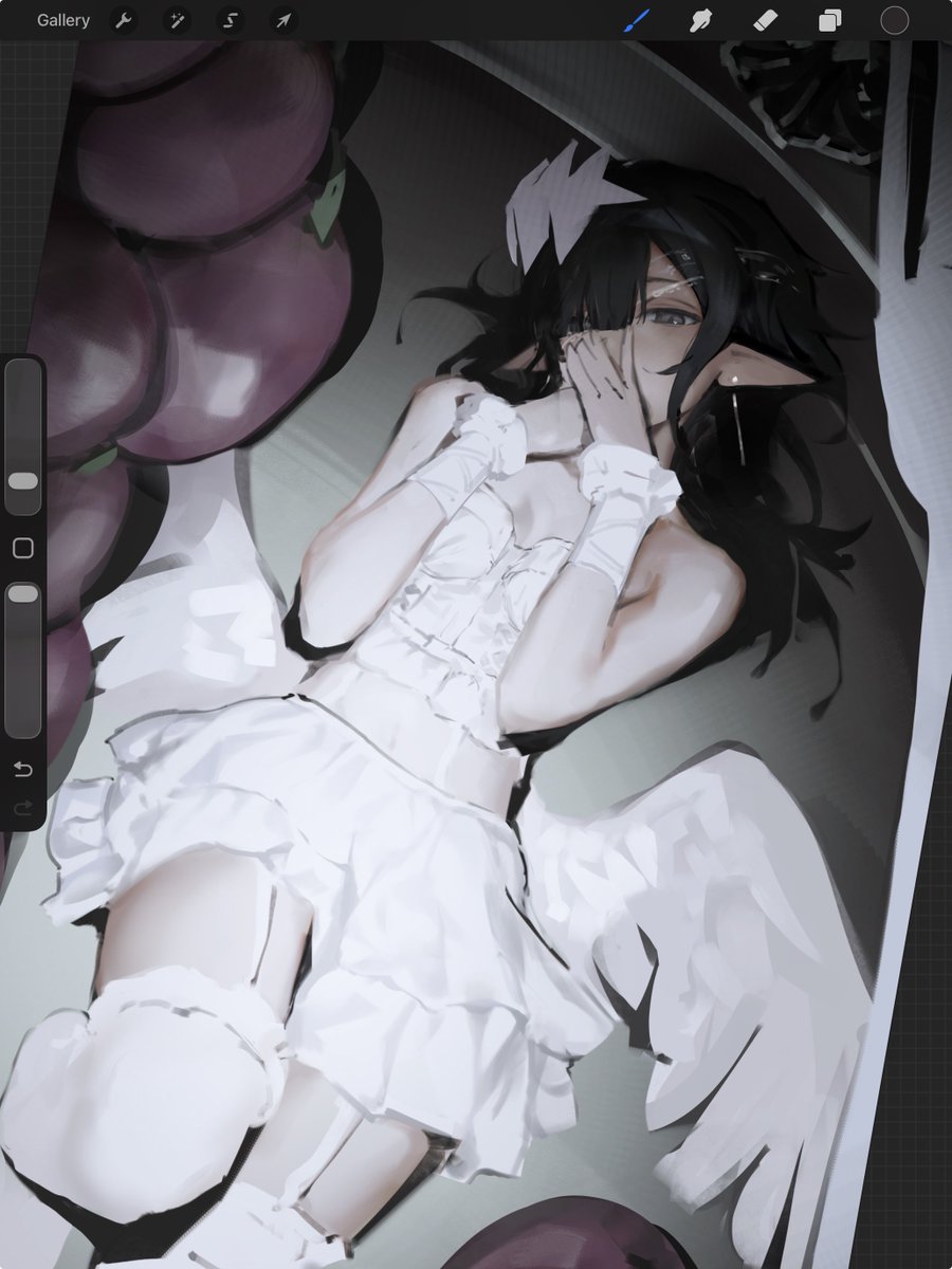 Fuyutsuki11's tweet photo. Wip! I’m painting something fruity this time https://t.co/kNYfsEiw20