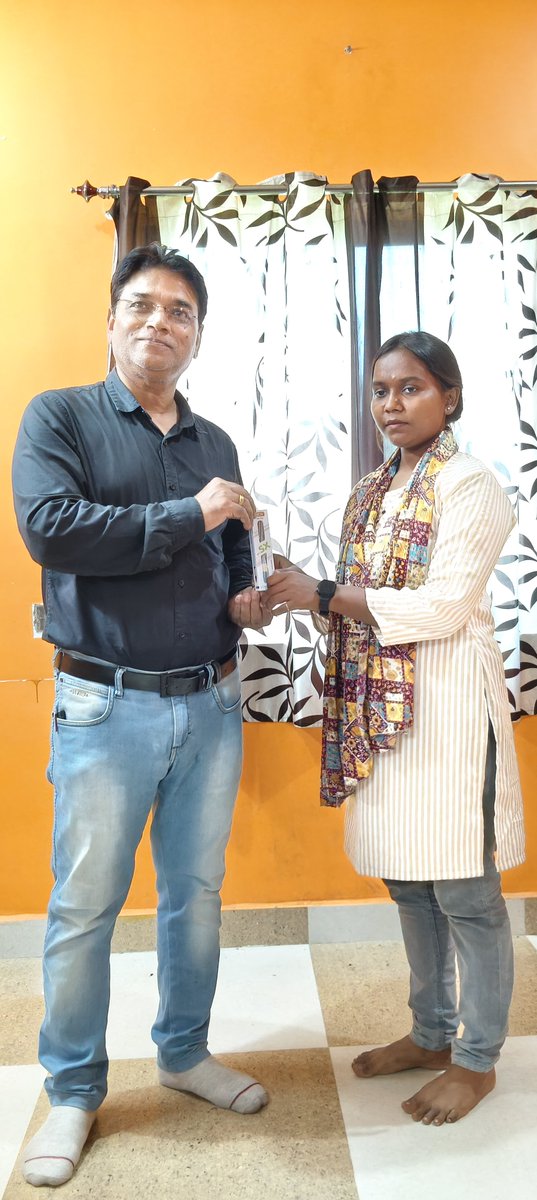 sanjaybyte's tweet photo. युवाओं को स्वरोजगार से जुड़ना चाहिए : अभिषेक 

आज लोहिया नगर स्थित बाइट कंप्यूटर्स में चेतना सत्र में मुख्य अतिथि के तौर पर शहर के प्रसिद्ध युवा दवा व्यवसायी इंजीनियर अभिषेक कुमार पासवान ने छात्रों को संबोधित करते हुए कहा कि नौकरियों की संख्या सीमित है। https://t.co/f7LgqWSEQz