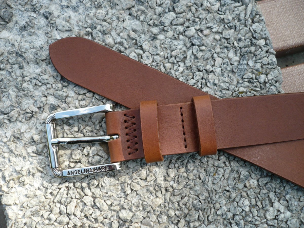 _accessories_g's tweet photo. Here are some of my leather crafts.
https://t.co/Qi0TKkjgn1
https://t.co/gGSY2ocSaj
#leather #handmade #leathergoods #leatherproducts #Etsy #handmade #leatherart #crazyhorse #leathercraft #leatheraccessories #handmadeleathergoods #leatherwork #handmadeleather #accessories https://t.co/fpan8HLCYy