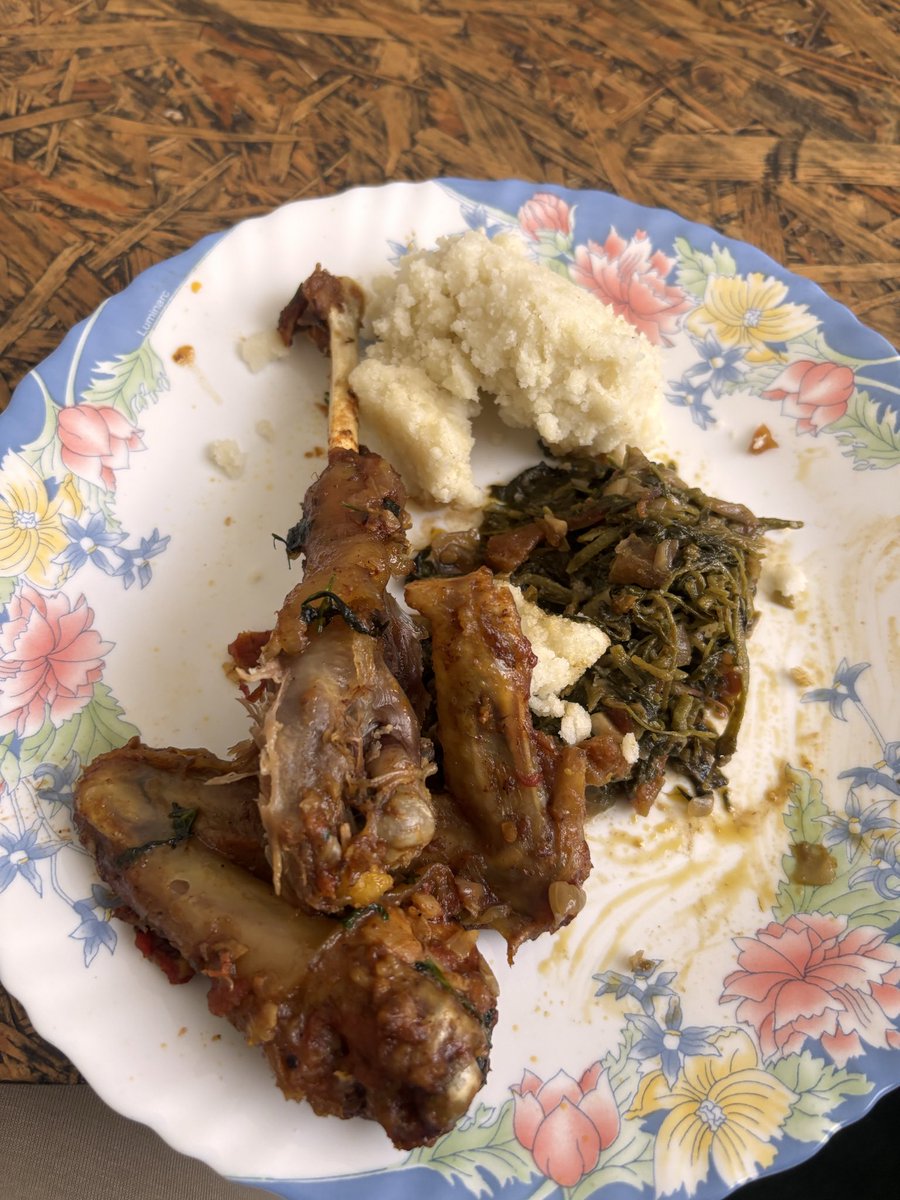 nyabokeatera's tweet photo. Breakfast nitawahi konda kweli??😭😭😭😭😂 https://t.co/L2lTm6bF8d