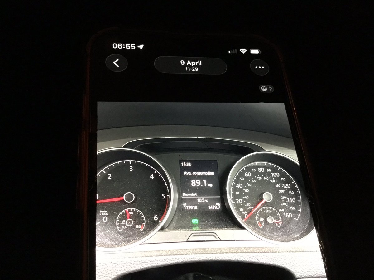 MunterSuX's tweet photo. @ToonDazza 🤣 must have had half a tank already then..  best mileage I’ve managed yet.. back in sport mode now 🥳 https://t.co/T5hA2VRlzK