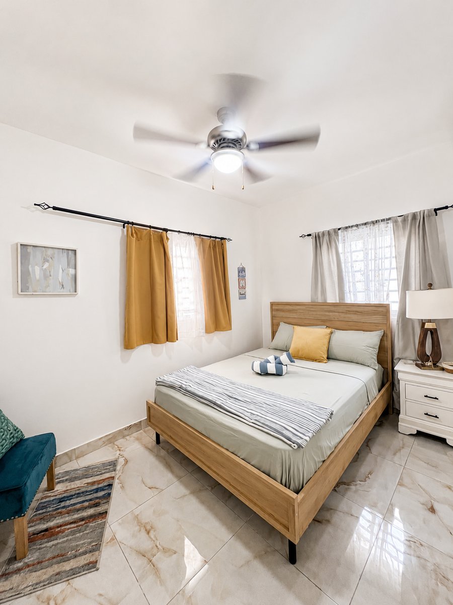folashosting's tweet photo. Relax in style. 🌿 This serene room at Estrella Marina 402 in La Romana, Dominican Republic, is designed for ultimate well-being. Sleeps 16. Walking distance to the beach, private pools, and a peaceful atmosphere.

Book on Airbnb! 👇
#DominicanRepublic #LaRomana https://t.co/dNEqLp12Pg