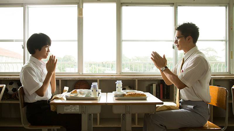 circle_Potion's tweet photo. Netflixで『おいしい給食』S1第10話鑑賞。最終回はカレーライス🍛僕が小学生の頃にご飯🍚が給食メニューに入って嬉しかったことを思い出した。そのご飯が誤配され北中に��取り返しに殴り込みをかける神野くんだったのだが…良い最終回だった！ #1ニーソン https://t.co/5c2VaOSljt