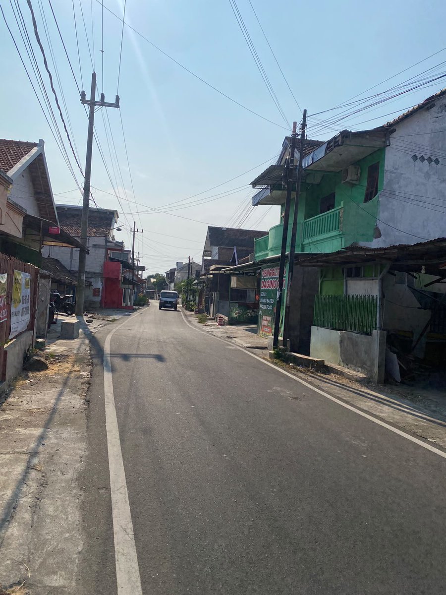 mintsukkies's tweet photo. Boleh bantu RT dulu? 😆🏡

Siapa tahu ada yang lagi cari rumah di Madiun, atau punya keluarga/teman yang lagi cari properti untuk tempat tinggal sekaligus usaha.

Kebetulan ada rumah + tanah di kawasan Taman, Kota Madiun yang mau dijual cepat. Lokasinya strategis, akses lancar— https://t.co/peOsWyedFL