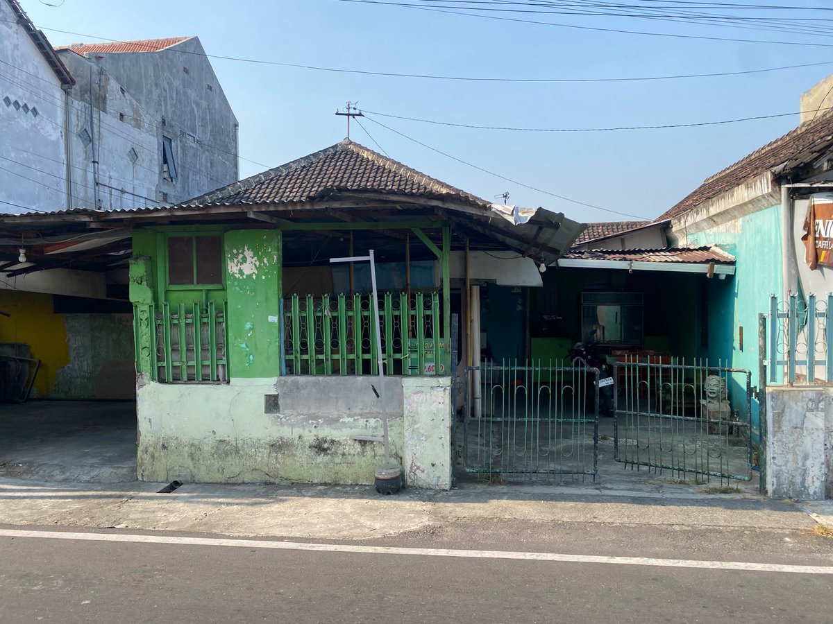 mintsukkies's tweet photo. Boleh bantu RT dulu? 😆🏡

Siapa tahu ada yang lagi cari rumah di Madiun, atau punya keluarga/teman yang lagi cari properti untuk tempat tinggal sekaligus usaha.

Kebetulan ada rumah + tanah di kawasan Taman, Kota Madiun yang mau dijual cepat. Lokasinya strategis, akses lancar— https://t.co/peOsWyedFL