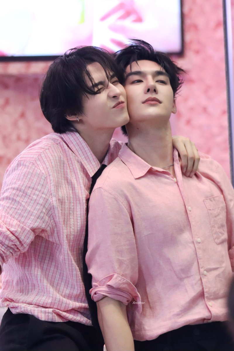 Anotherrr_T's tweet photo. สองอ้วมจุ่มแก้ม 😗💖

KATExTEEHENG
#EVEANDBOYxKATEwithTeeHeng
#TeeBoonyakait #Hengmarkii
#TeeHeng https://t.co/o1G859NwwR