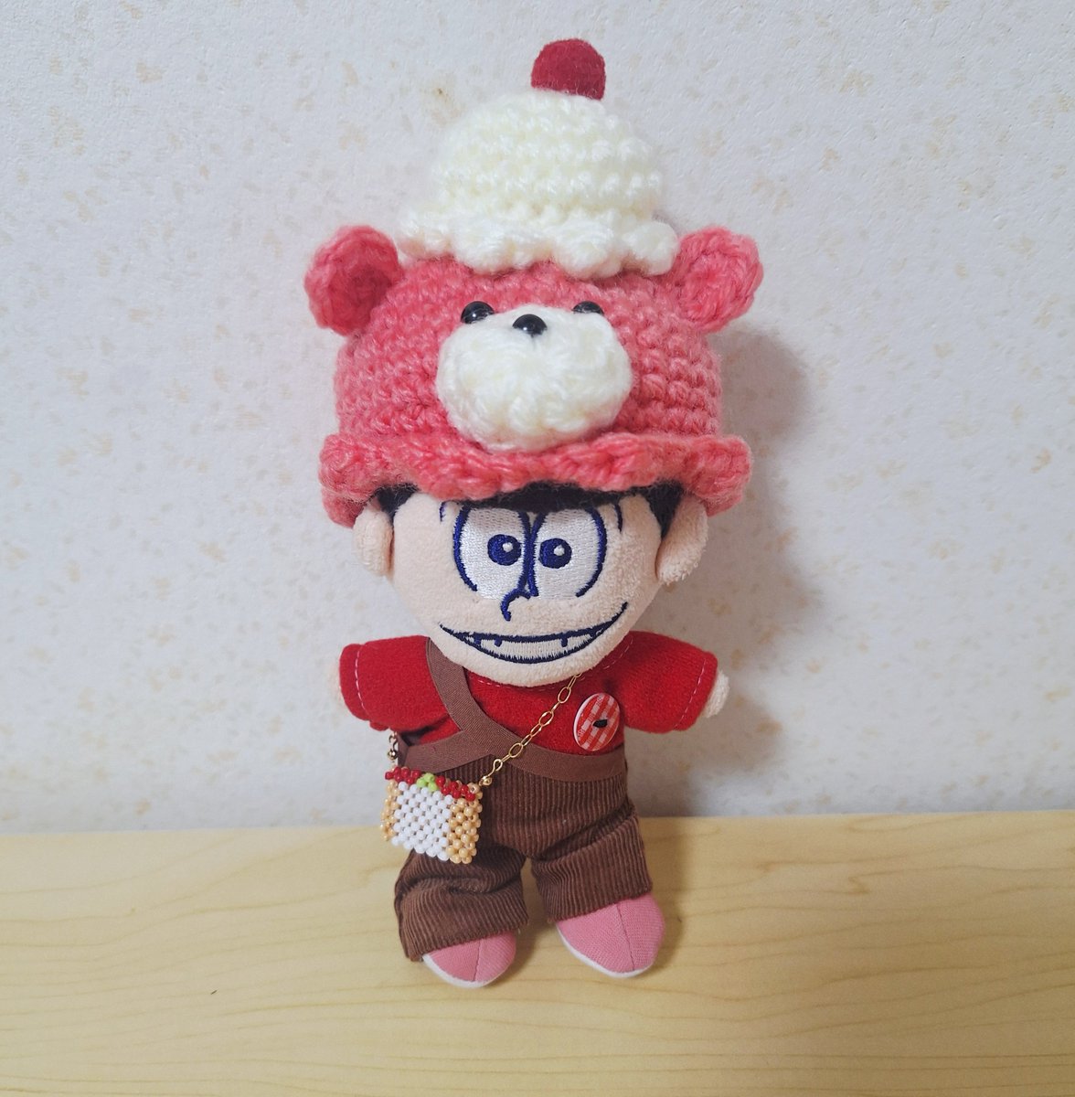seep0015's tweet photo. ななみさん(@nanaminuilove )より、おいも帽子🍠をお迎えしました🥰✨✨
めちゃめちゃ可愛い～😍💕ほわぬいちゃん達よかったね☺️✨
そしてなんと！🐻‍🍨のお帽子をプレゼントしていただきました😭🙏💕
おそぬのこの嬉しそうな顔🤭
ななみさん本当にありがとうございました🙇‍✨ https://t.co/xZ0wIh42zl