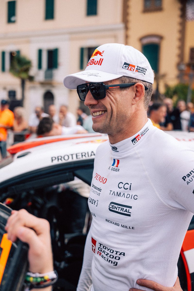 SebOgier's tweet photo. The only one who really made the difference this morning was Oliver, he did a great job. As for us, I think we had quite a good pace from our position. Our gap to the lead basically stays the same, so given the cleaning effect, that's not too bad.

This afternoon is likely to be tricky again, as it often is on the second run with the rocks coming out, but we'll do our best.

🇫🇷 Le seul qui a vraiment fait la différence ce matin, c'est Oliver, il a été très bon. De notre côté, je pense qu'on a eu un assez bon rythme compte tenu de notre position. Globalement, l'écart avec la tête est stabilisé, donc au vu de l'effet balayage, c'est plutôt pas mal.

Cet après-midi, ça risque d'être encore difficile, comme souvent au deuxième tour avec les pierres qui ressortent, mais on va faire de notre mieux.

🇮🇹 O/A after SS10:
1. Solberg
2. Neuville +2.7s
3️⃣ OGIER +39.9s
4. Fourmaux +57.3s
5. Pajari +1'15.5

#WRC #RallyItaliaSardegna